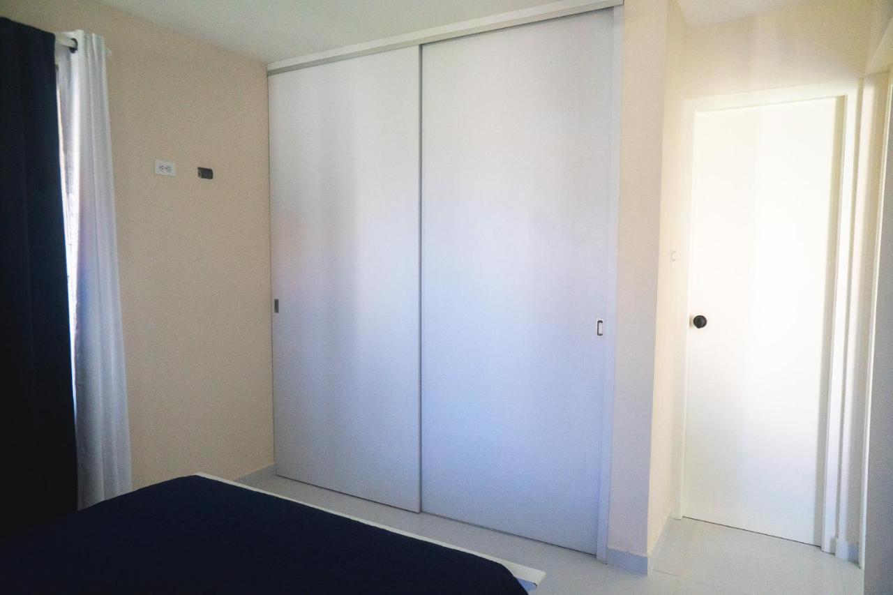 Pavia'S Centerpoint Oasis Apartment Oranjestad Exterior foto