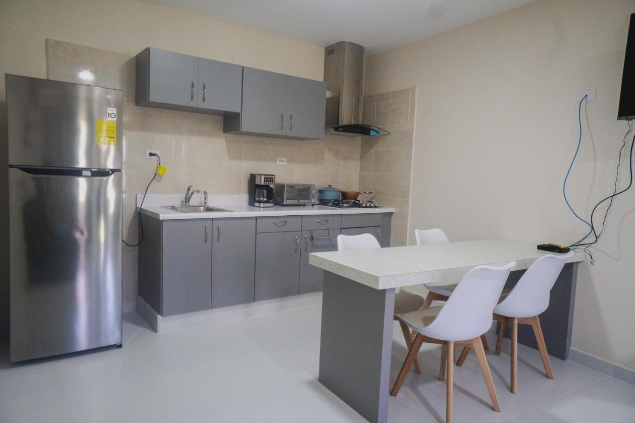 Pavia'S Centerpoint Oasis Apartment Oranjestad Exterior foto